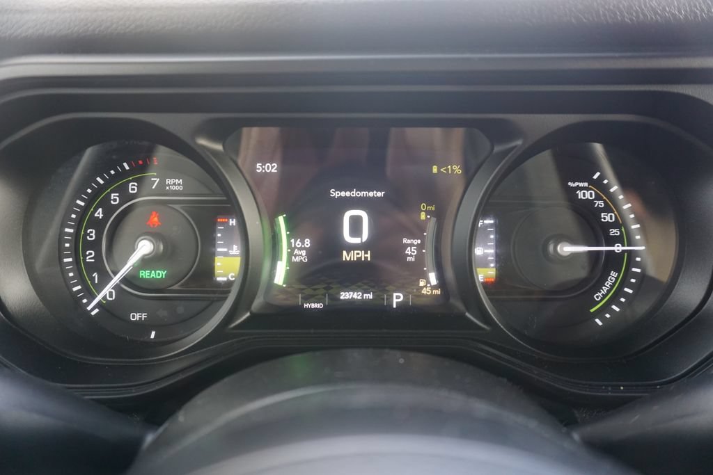 Used 2024 Jeep Wrangler Unlimited AWD/4WD image 5