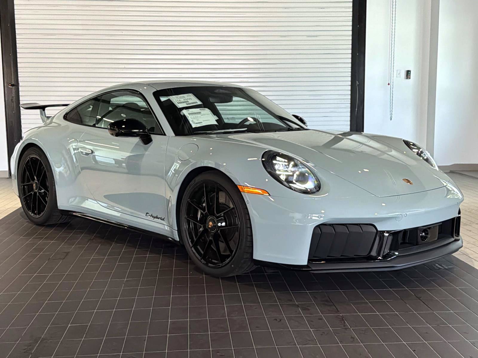 New 2026 Porsche 911 Carrera GTS RWD image 9