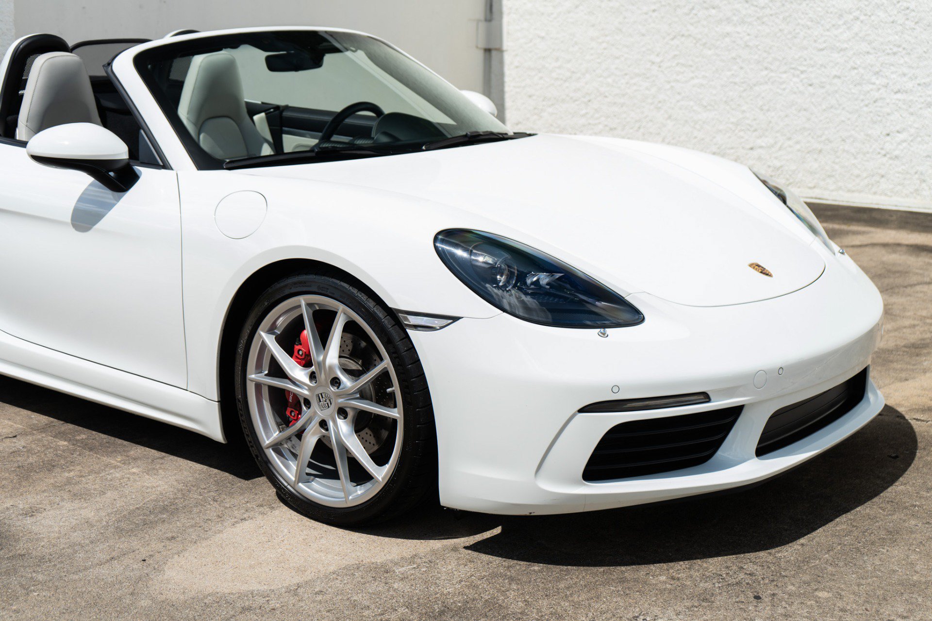 Used 2023 Porsche 718 Boxster S RWD image 27