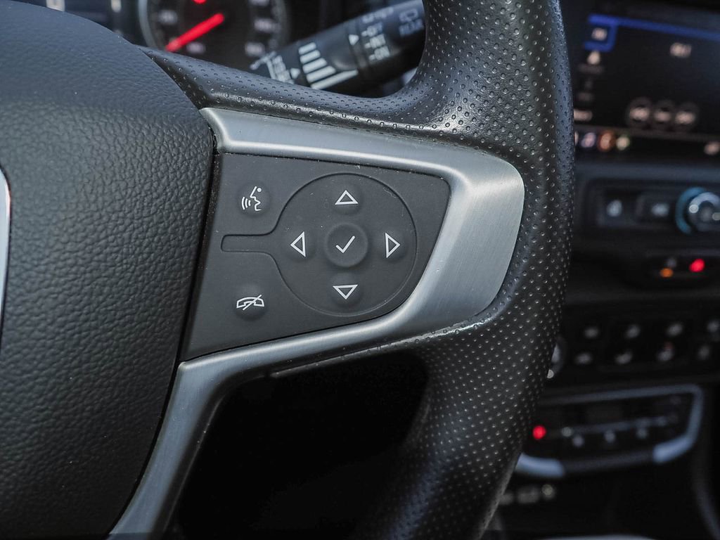 Used 2023 GMC Terrain SLE image 31