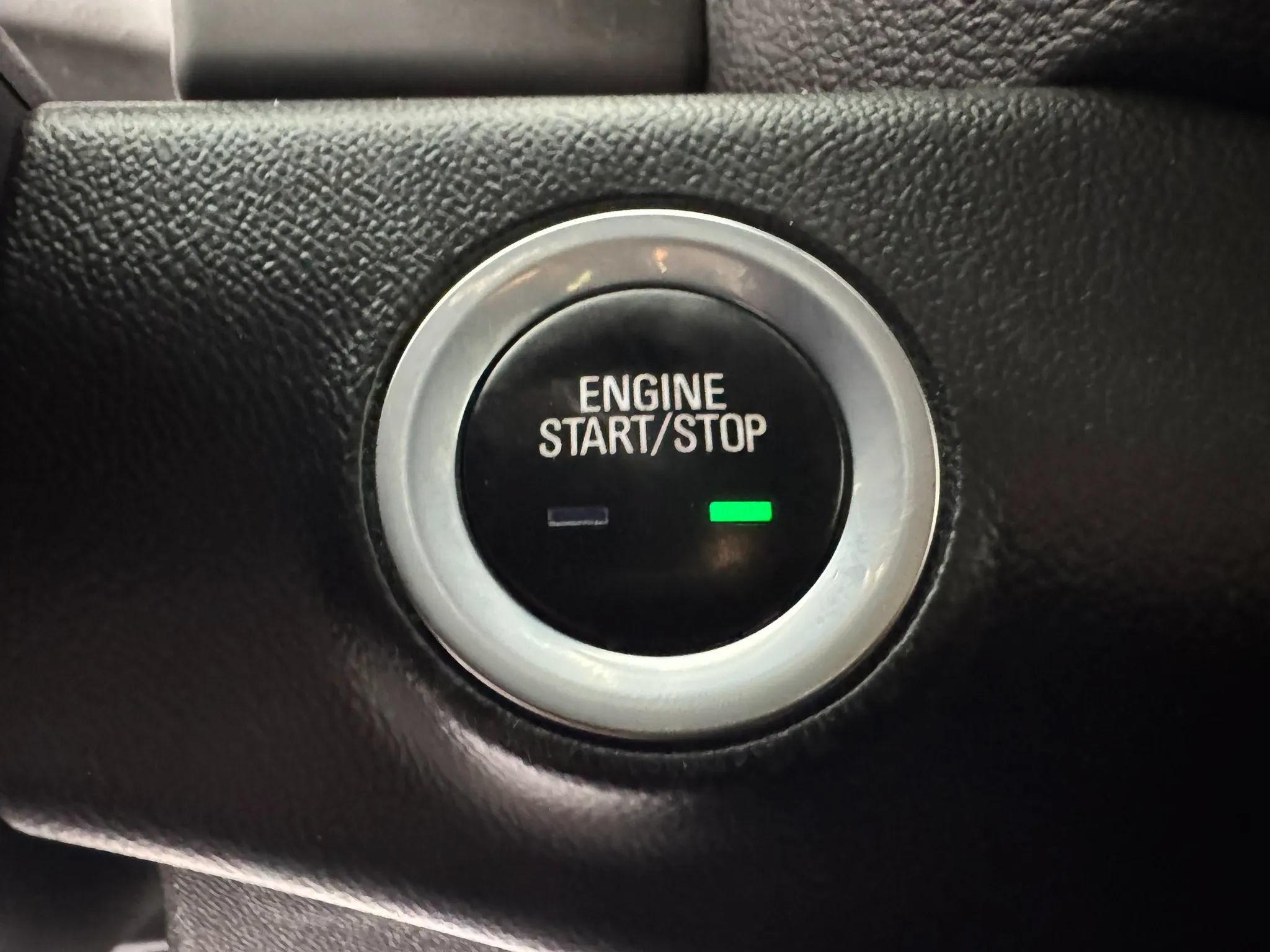 Used 2020 GMC Terrain SLE w/ Driver Convenience Package FWD image 17