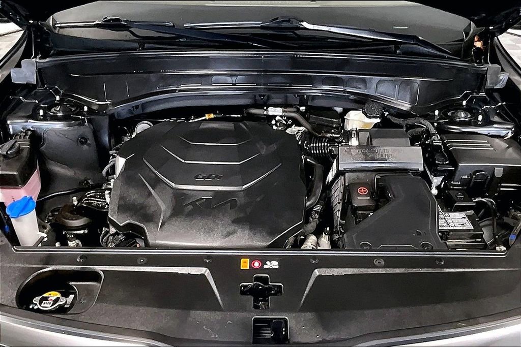 Used 2022 Kia Telluride SX image 9