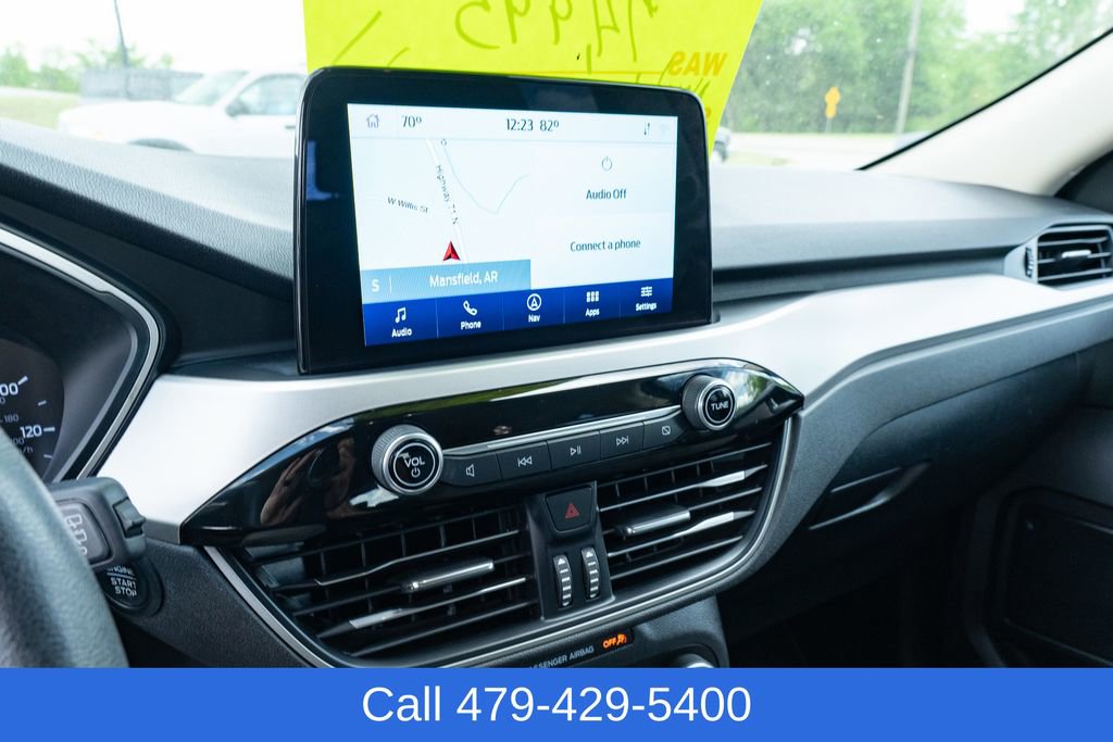 Used 2020 Ford Escape SE image 21