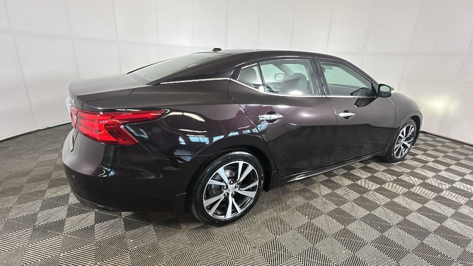 Used 2016 Nissan Maxima 3.5 SL FWD image 3