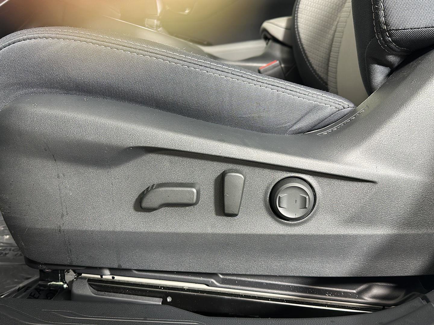 Certified 2025 Subaru Outback Premium w/ Popular Package #1A image 6