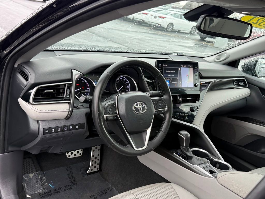 Used 2021 Toyota Camry XLE w/ Navigation Package image 4