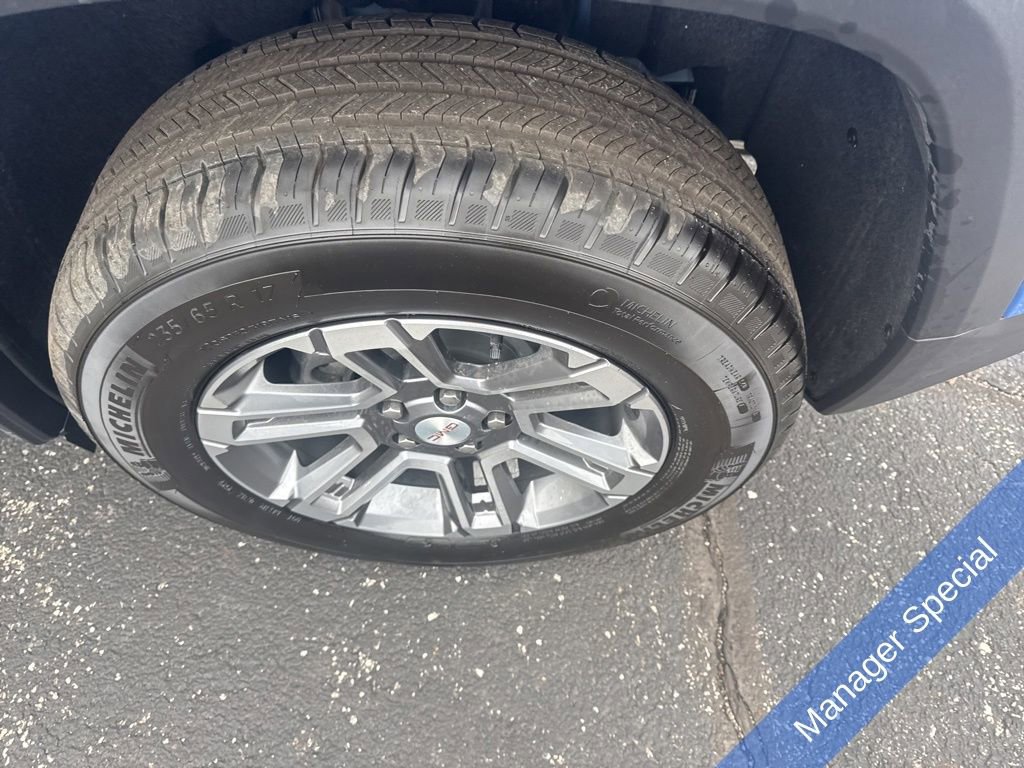 Used 2026 GMC Terrain Elevation image 12