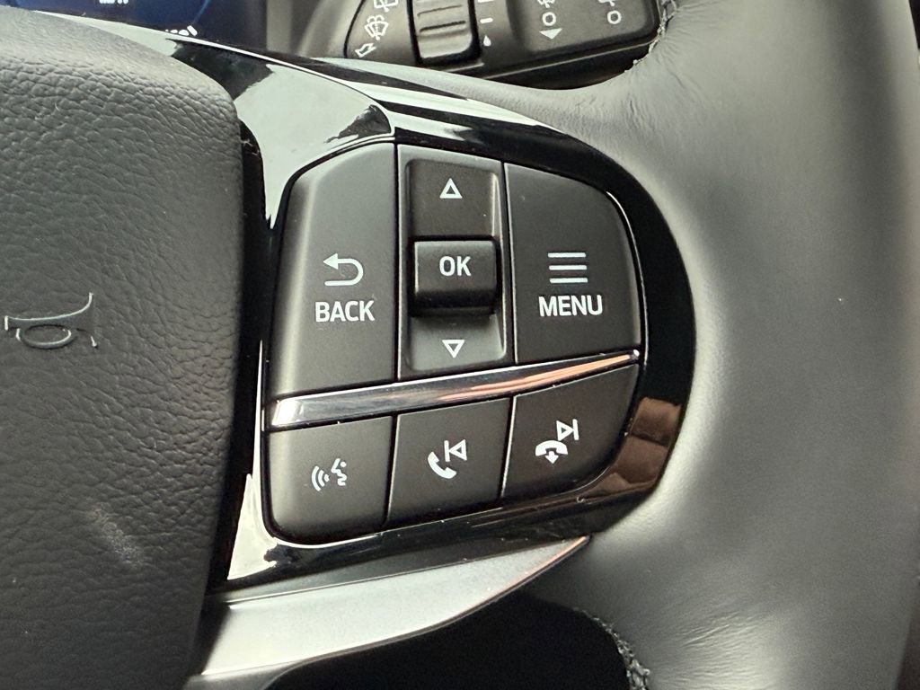 New 2026 Ford Explorer Platinum image 17