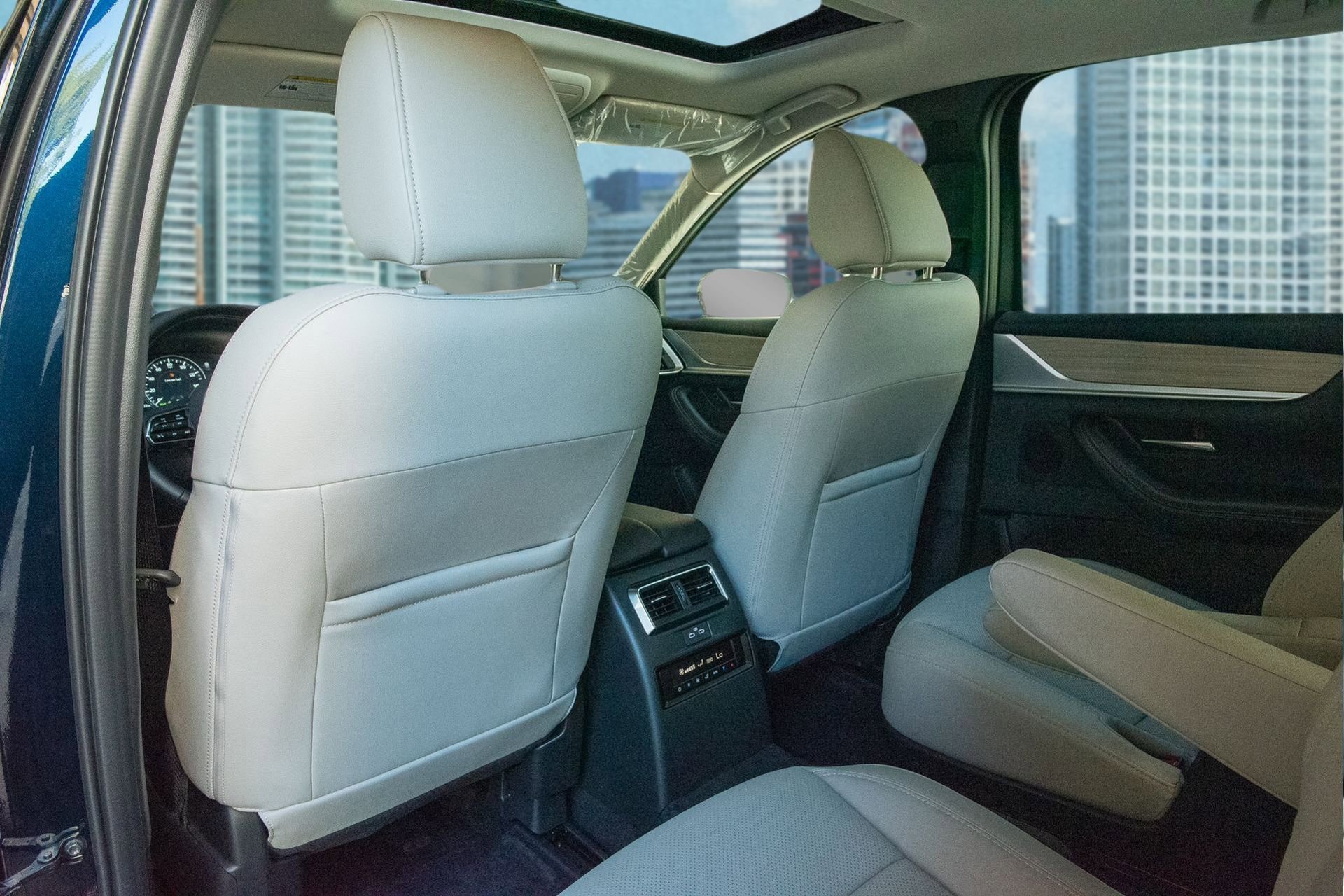 New 2025 MAZDA CX-90 3.3 Turbo w/ Preferred Package image 18