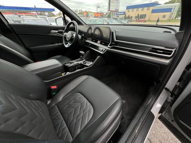 Used 2024 Kia Sportage X-Line w/ X-Line Premium Package image 17