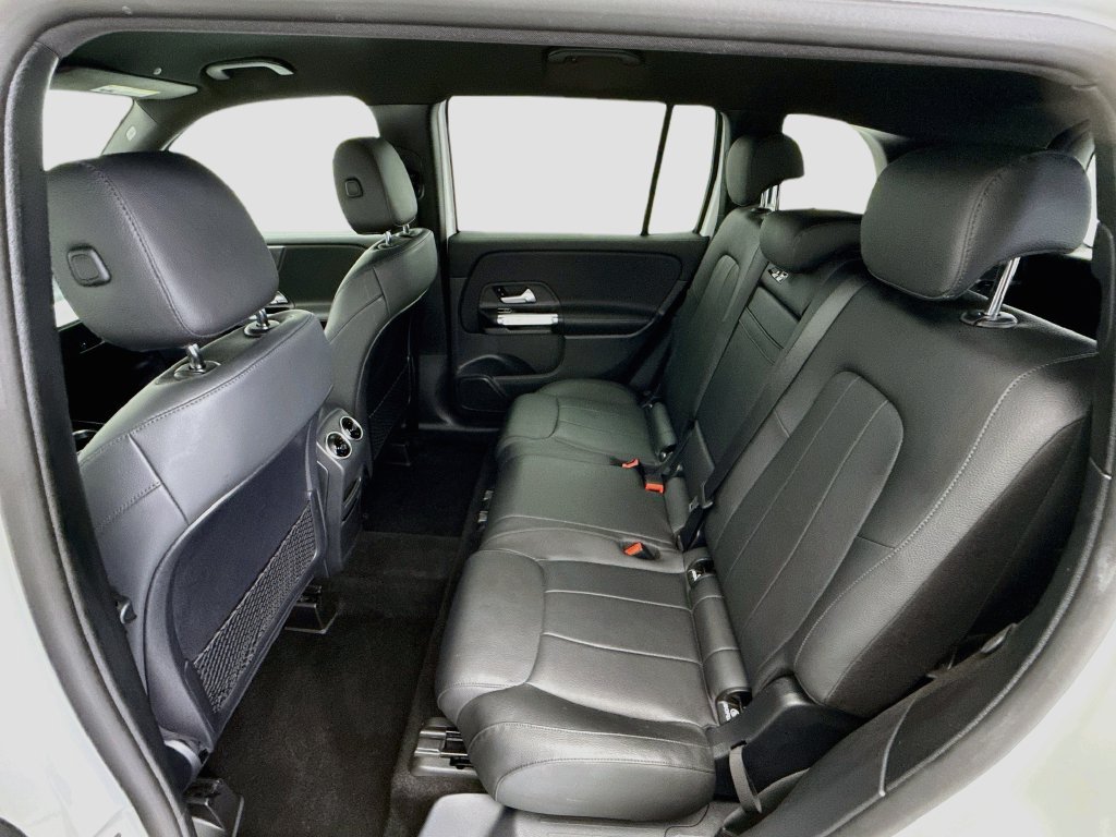 Used 2023 Mercedes-Benz GLB 250 image 19
