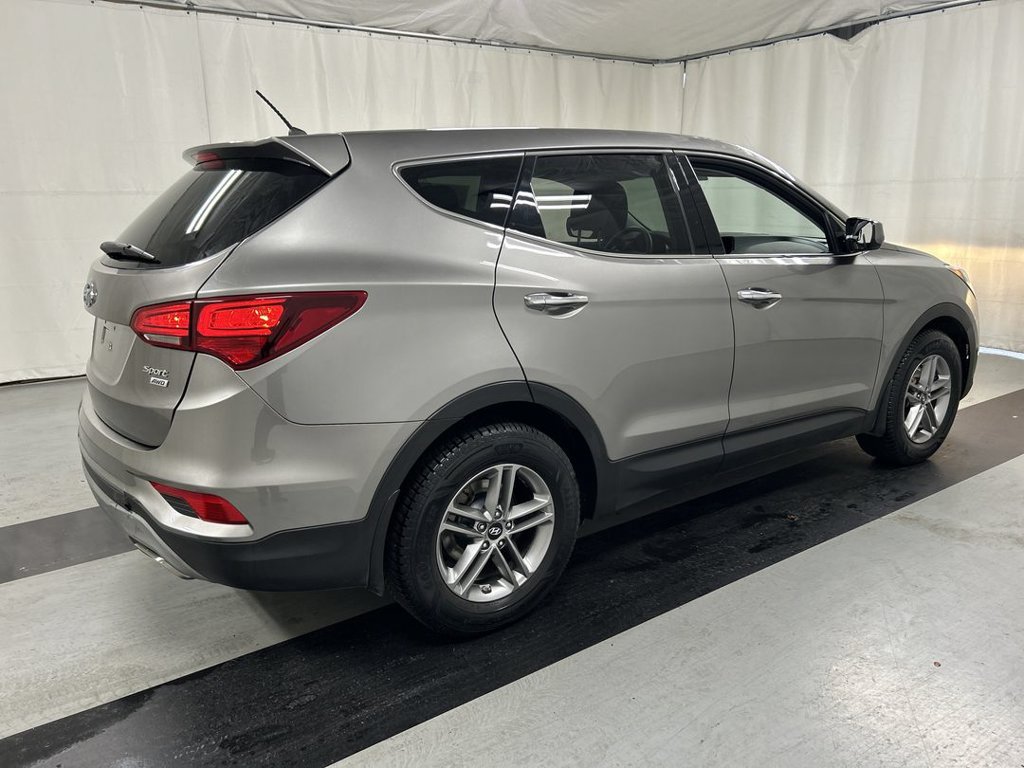 Used 2018 Hyundai Santa Fe Sport w/ Winter Weather Package AWD/4WD image 2