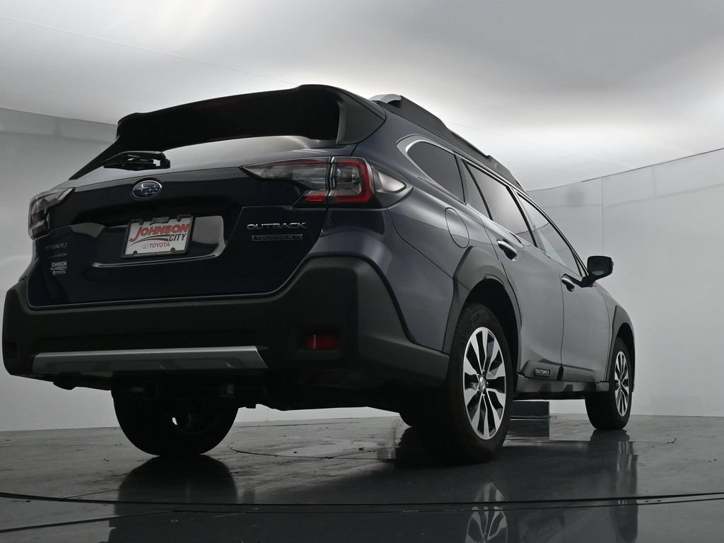Used 2024 Subaru Outback Touring XT AWD/4WD image 37