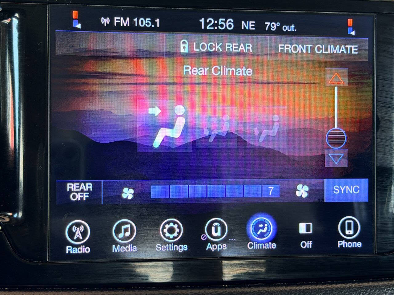 Used 2017 Chrysler Pacifica Touring FWD image 47