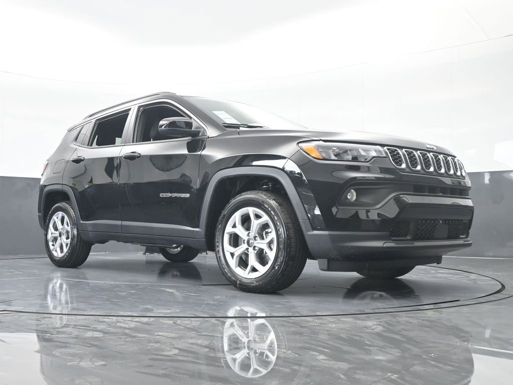 Used 2026 Jeep Compass Latitude AWD/4WD image 56