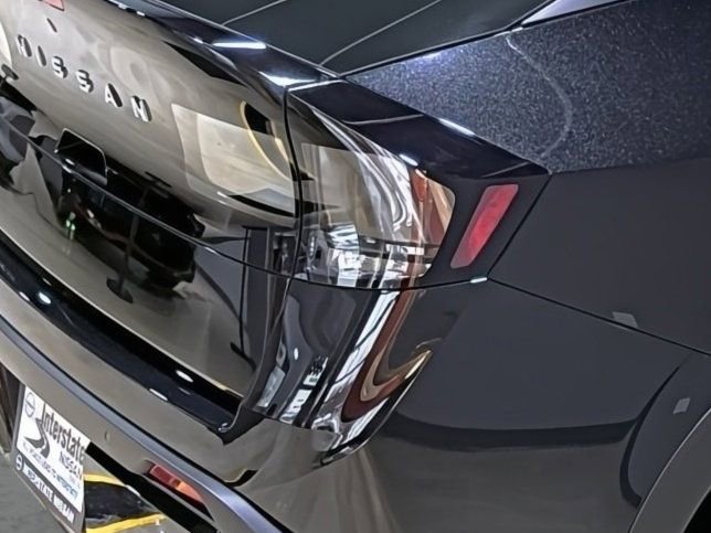 New 2026 Nissan Leaf Platinum+ w/ Cargo Package (Platinum+) FWD image 14