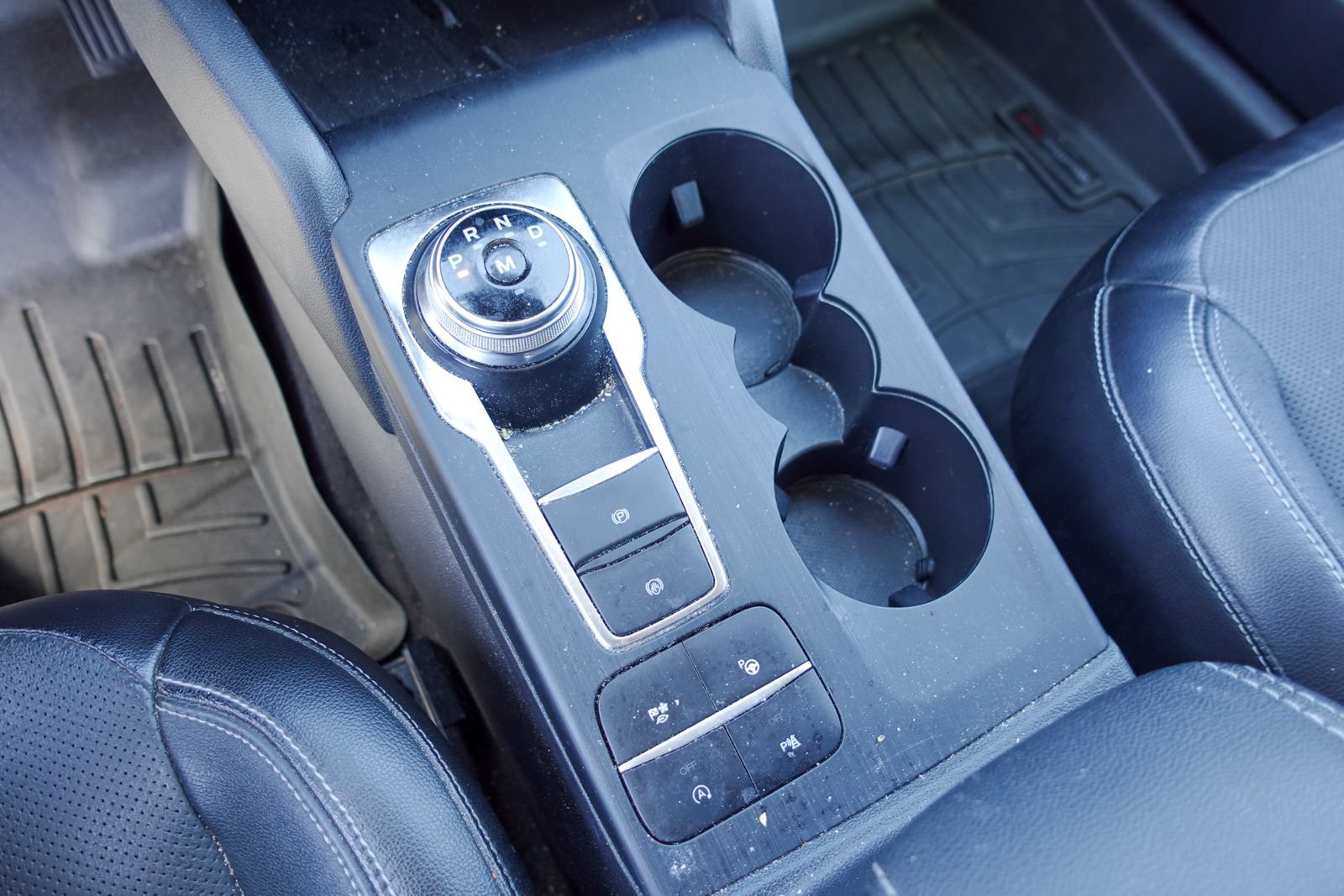 Used 2020 Ford Escape Titanium AWD/4WD image 21