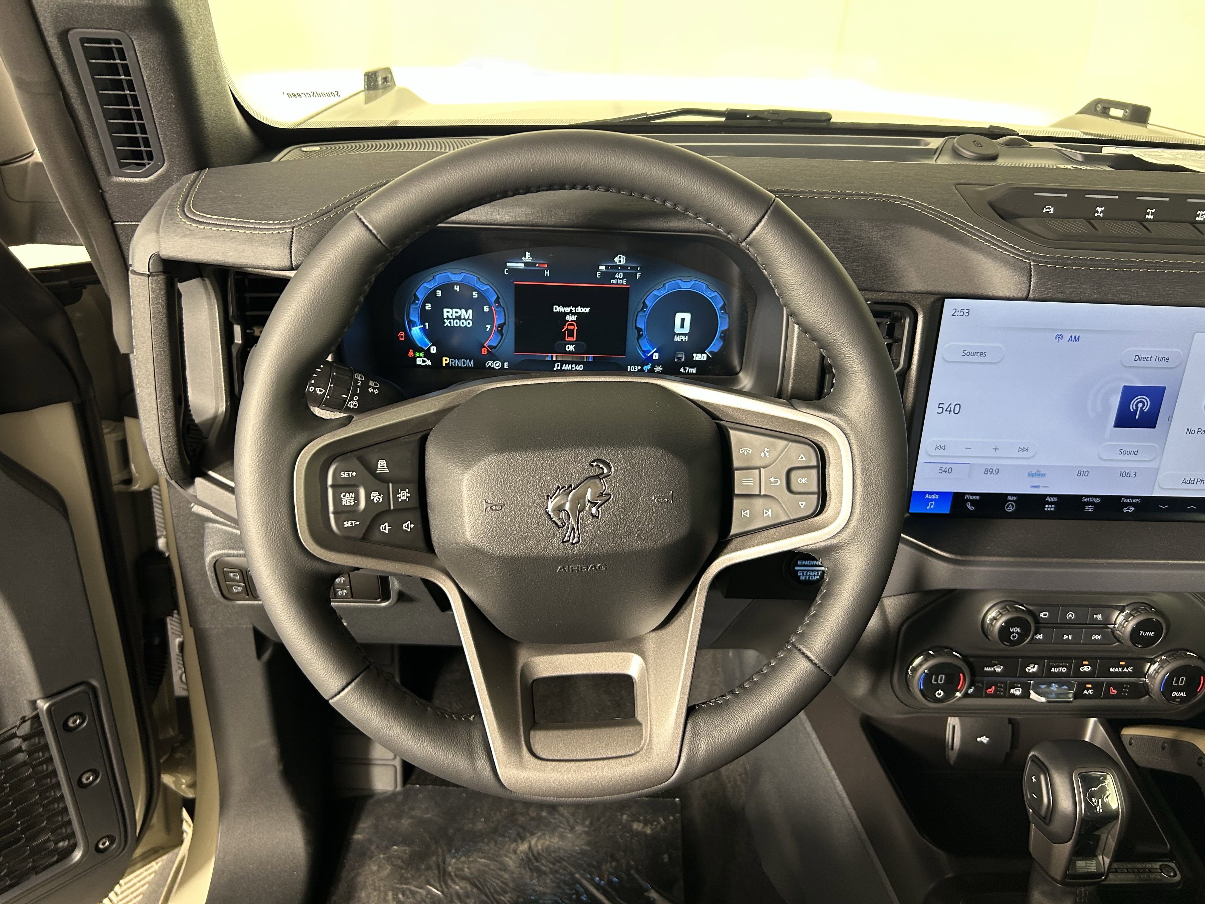 New 2025 Ford Bronco Badlands image 13