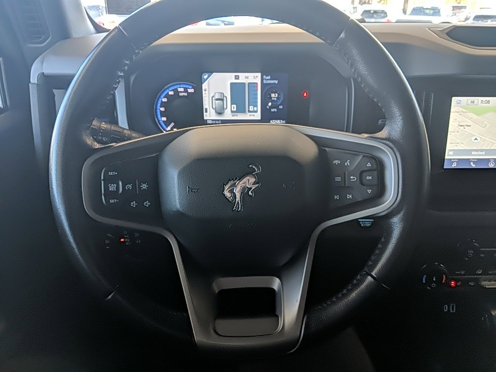 Certified 2022 Ford Bronco Black Diamond image 14