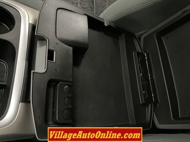 Used 2019 RAM 1500 Classic SLT w/ Luxury Group AWD/4WD image 23