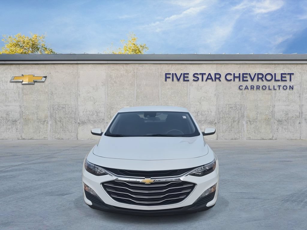 Used 2025 Chevrolet Malibu LT FWD image 3
