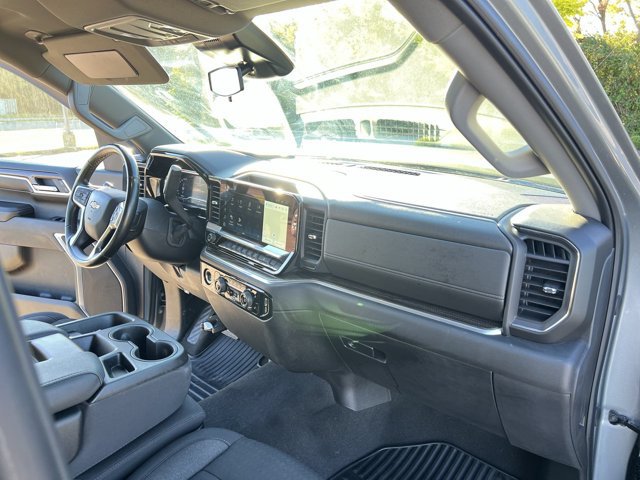 Used 2024 Chevrolet Silverado 1500 LT AWD/4WD image 29