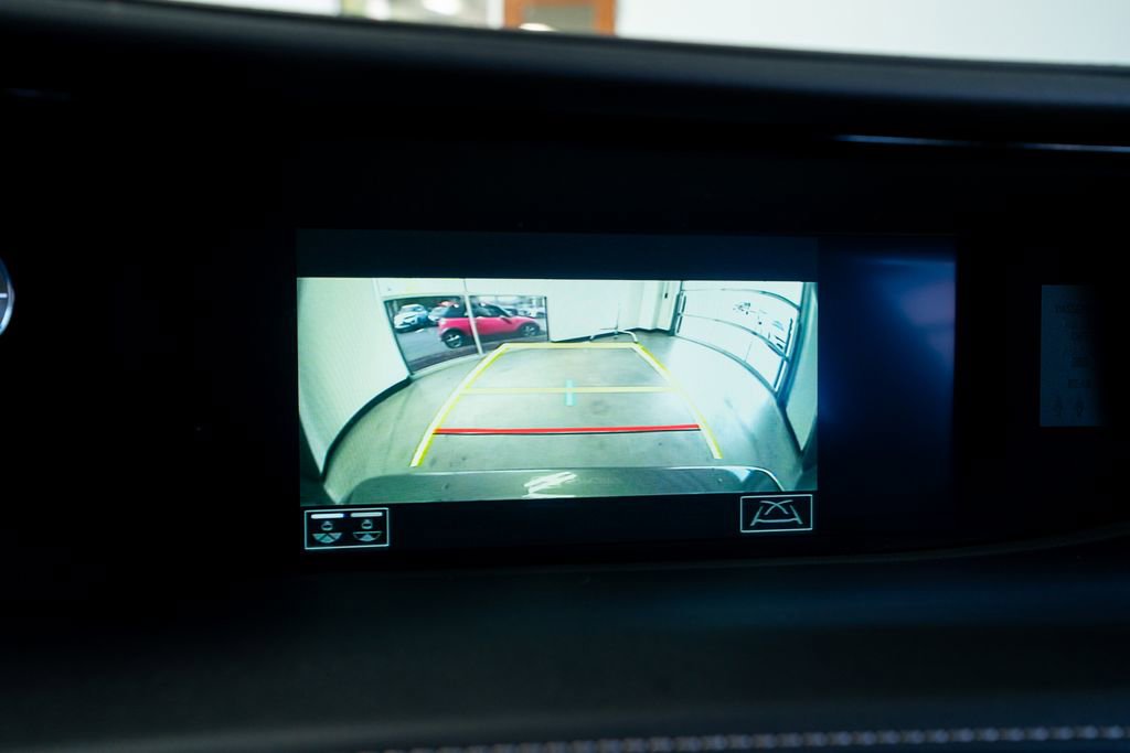 Used 2018 Lexus LS 500 F Sport w/ Accessory Package (Z2) image 44