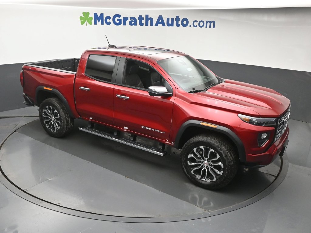 New 2026 GMC Canyon Denali AWD/4WD image 3