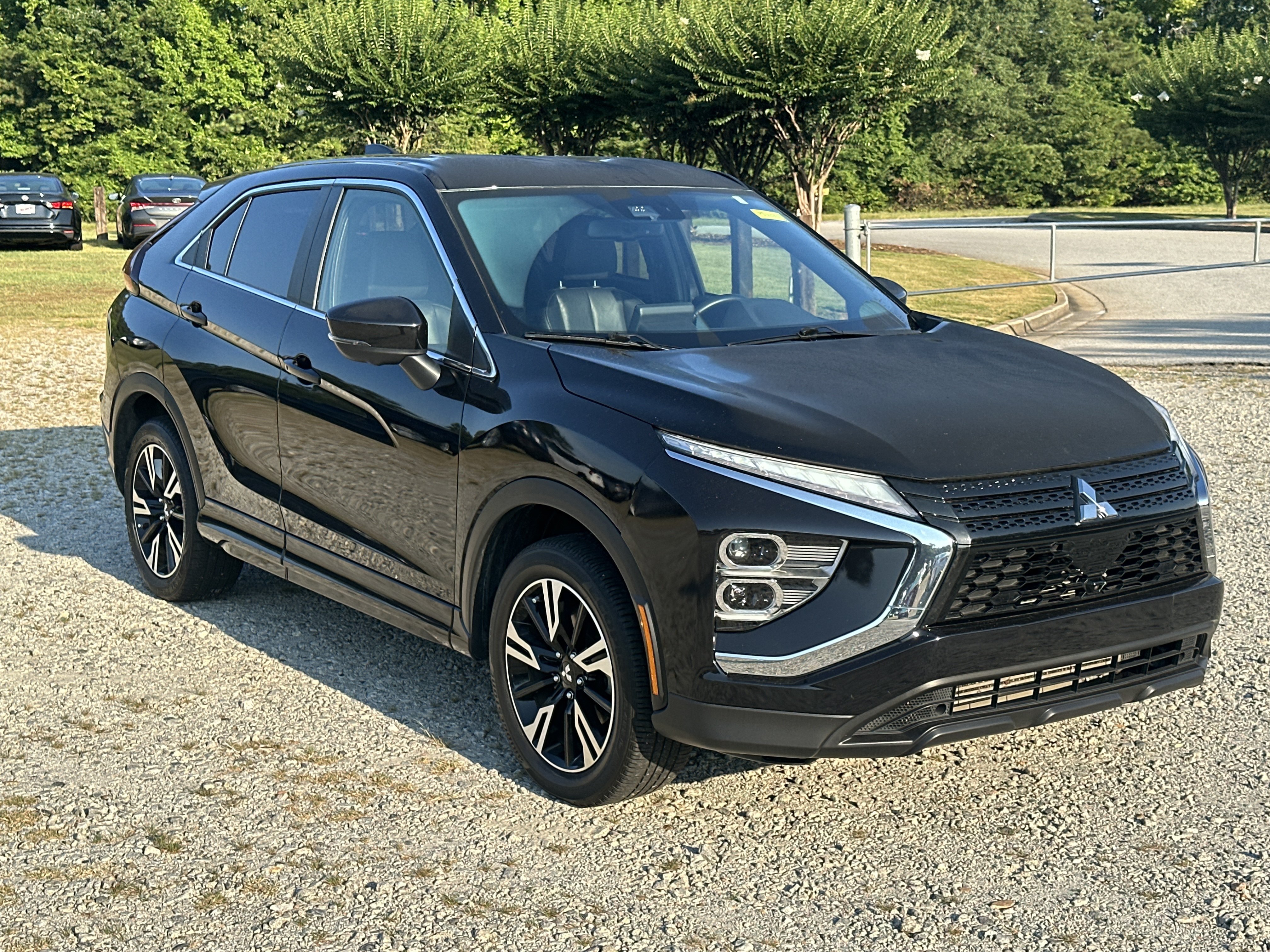 Used 2024 Mitsubishi Eclipse Cross SEL AWD/4WD image 3