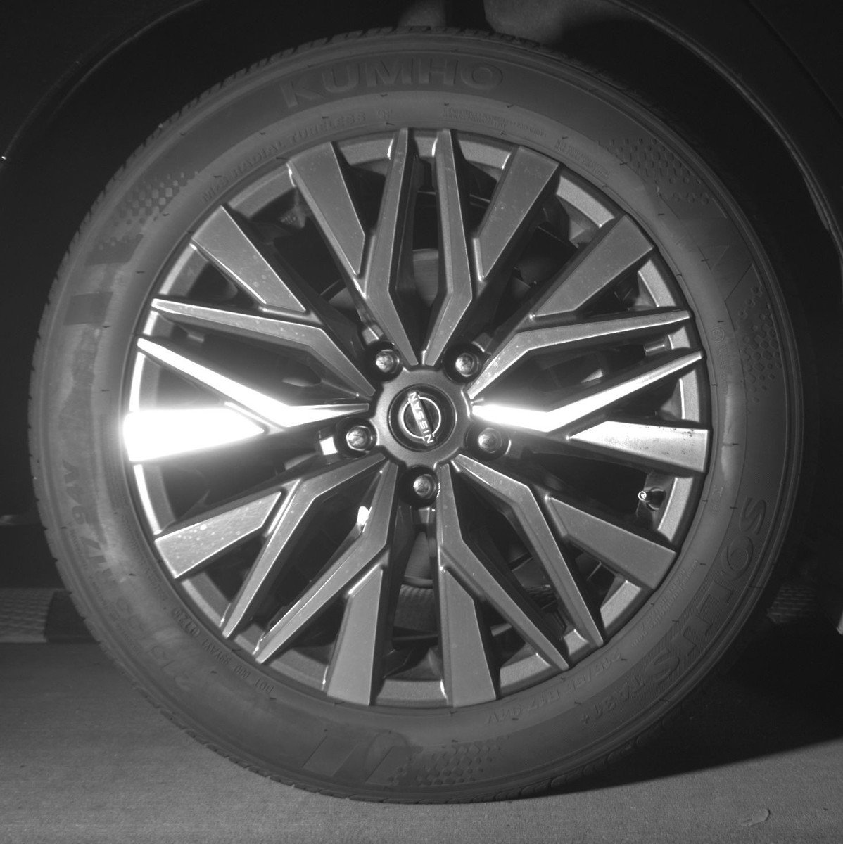 Used 2025 Nissan Altima 2.5 SV image 15