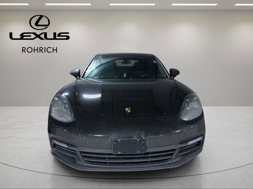 Used 2018 Porsche Panamera 4 image 2
