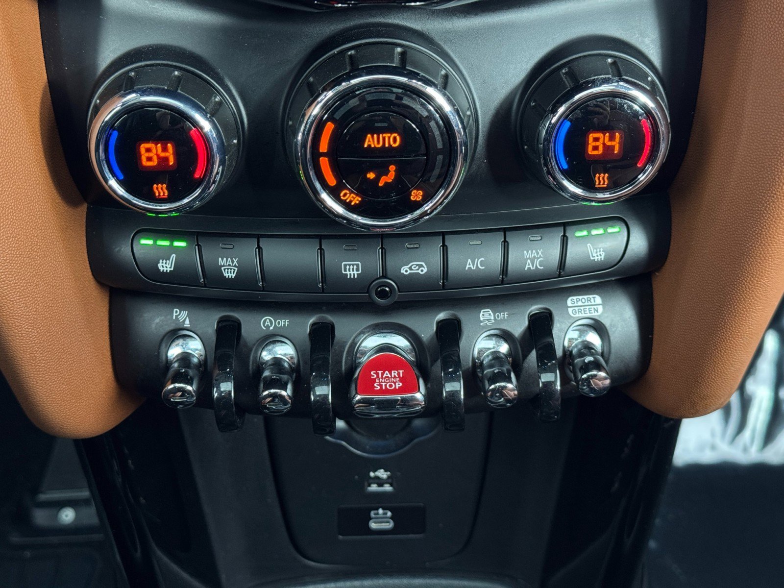 Used 2023 MINI Cooper S image 29