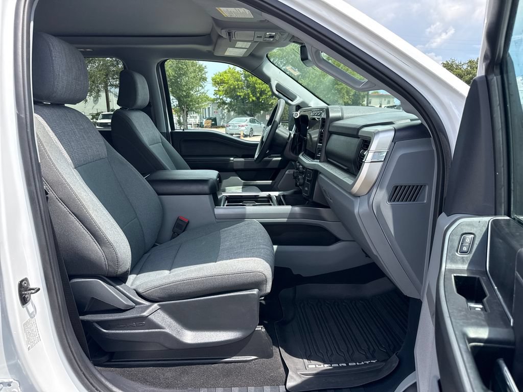 Used 2024 Ford F250 XLT w/ XLT Premium Package AWD/4WD image 30
