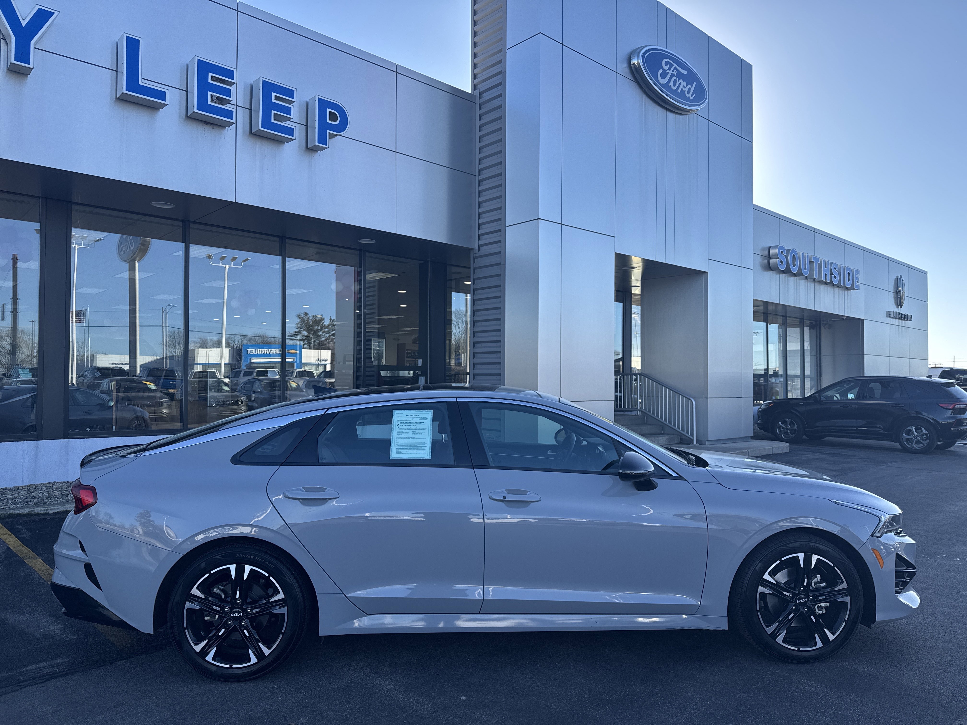 Used 2022 Kia K5 GT-Line w/ GT-Line FWD Premium Package image 8