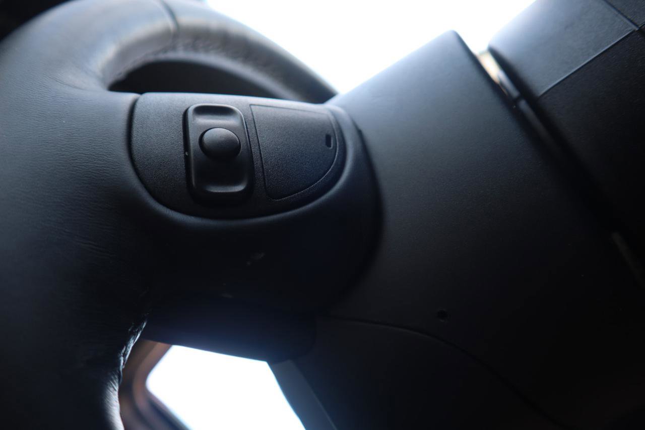 Used 2019 Jeep Grand Cherokee Laredo w/ 18" Wheel & 8.4" Radio Group image 68