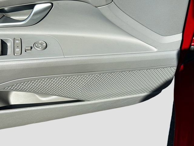 Used 2023 Hyundai Elantra SEL w/ Convenience Package FWD image 18