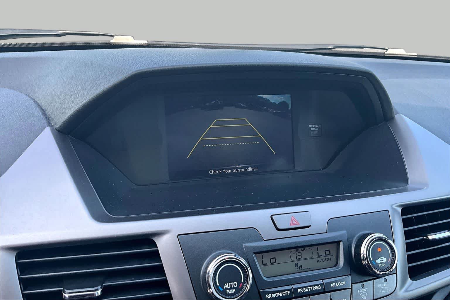 Used 2016 Honda Odyssey SE image 26