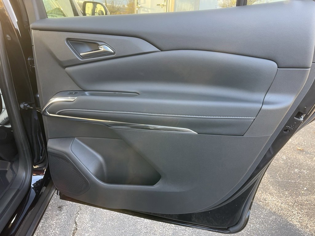 New 2026 Chevrolet Traverse LT w/ Driver Confidence Package image 27