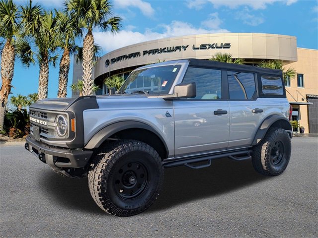 Used 2021 Ford Bronco Black Diamond image 9