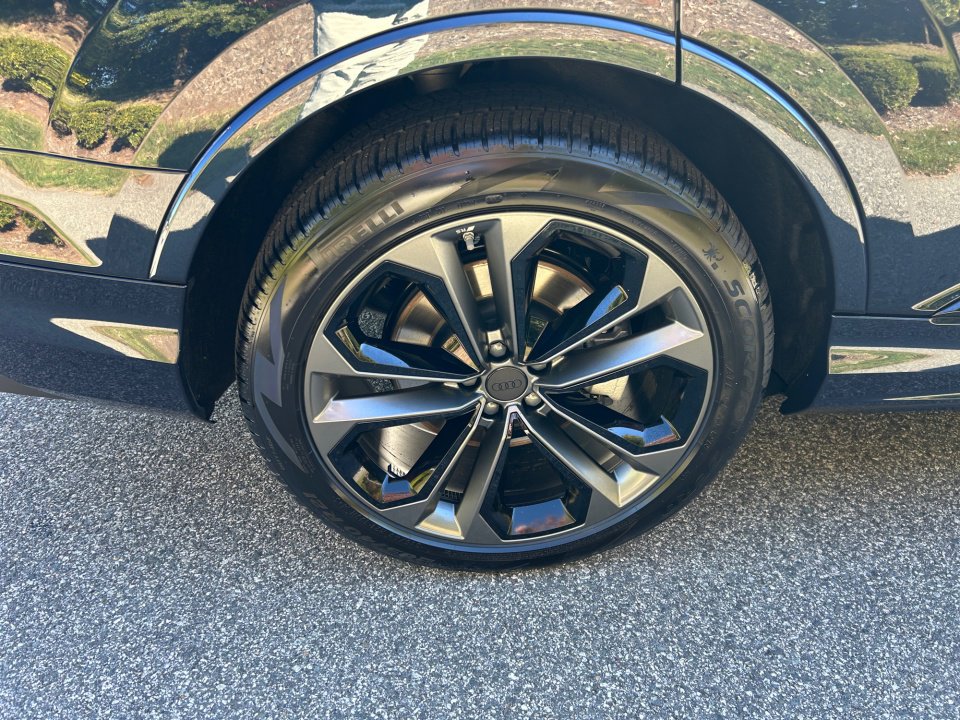 New 2026 Audi Q7 3.0T Prestige image 23