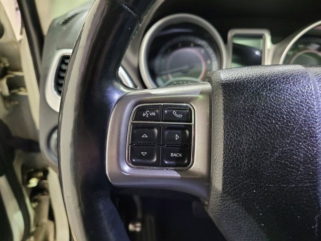 Used 2015 Dodge Journey Crossroad w/ Rear Seat Video Group image 30