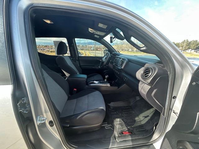 Used 2021 Toyota Tacoma TRD Sport image 19