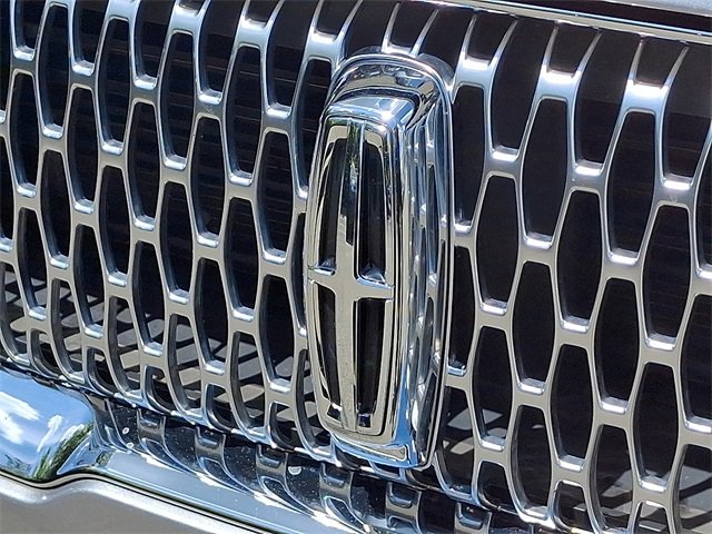 Used 2022 Lincoln Corsair AWD w/ Equipment Group 101A image 29
