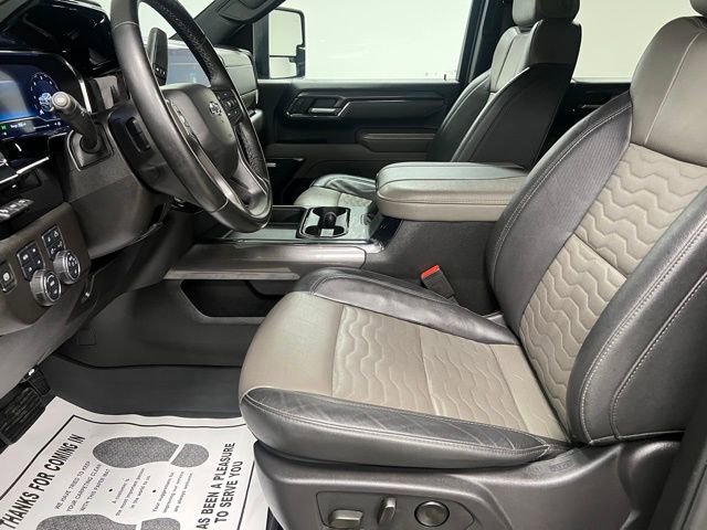 Used 2024 Chevrolet Silverado 2500 ZR2 w/ Technology Package AWD/4WD image 25