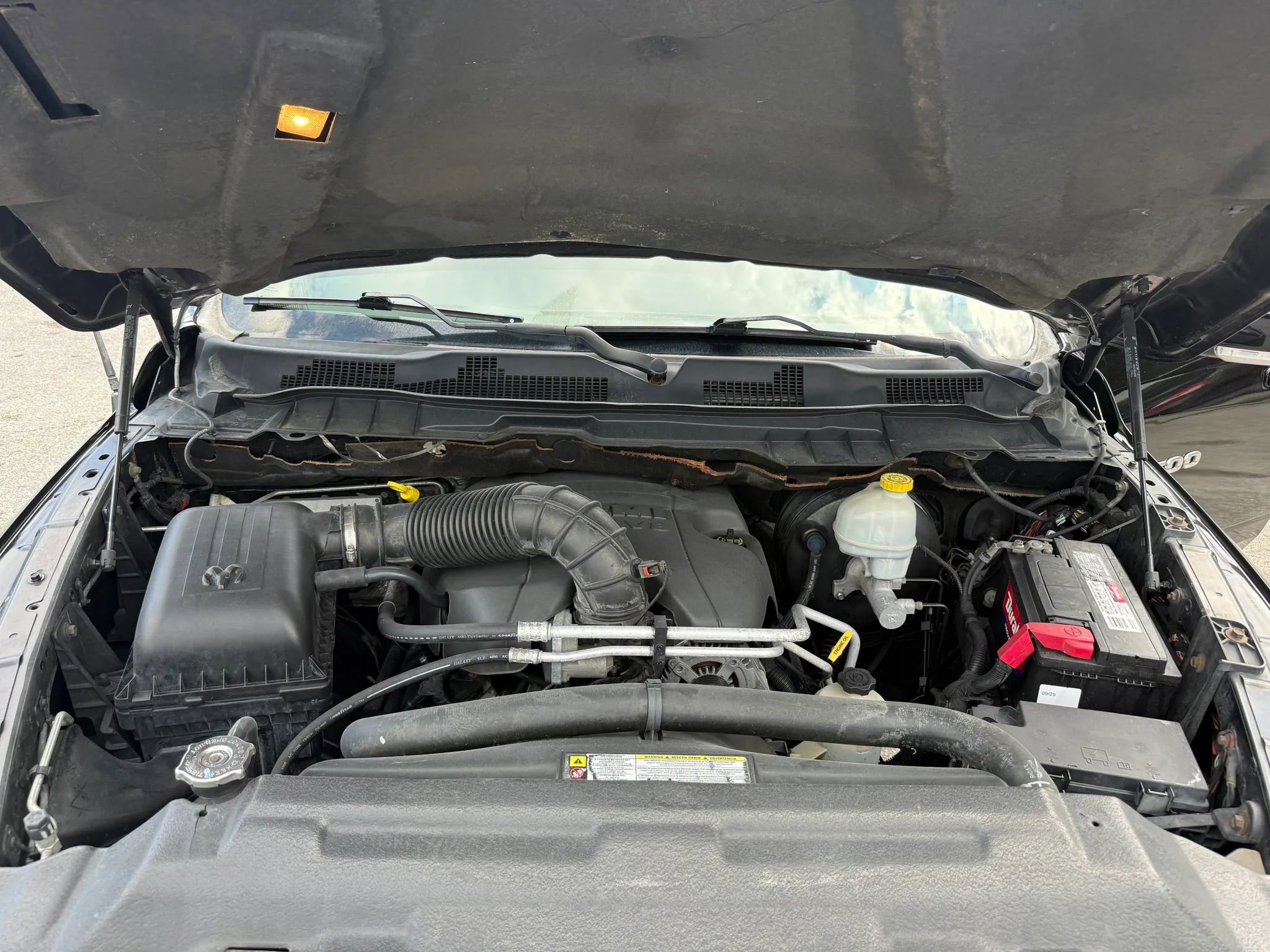 Used 2011 RAM 1500 Sport w/ Remote Start & Security Group RWD image 19