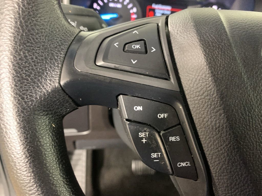 Used 2020 Ford Edge SE image 19