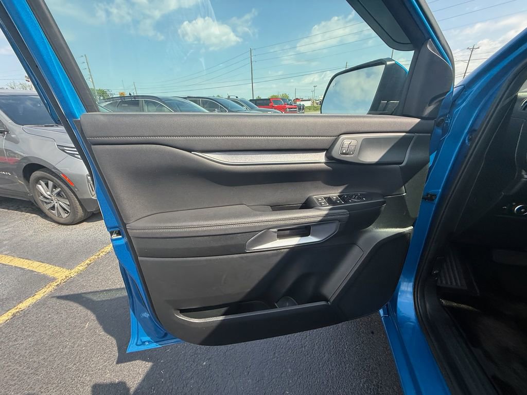 Used 2024 Ford Ranger Lariat w/ FX4 Off-Road Package image 11