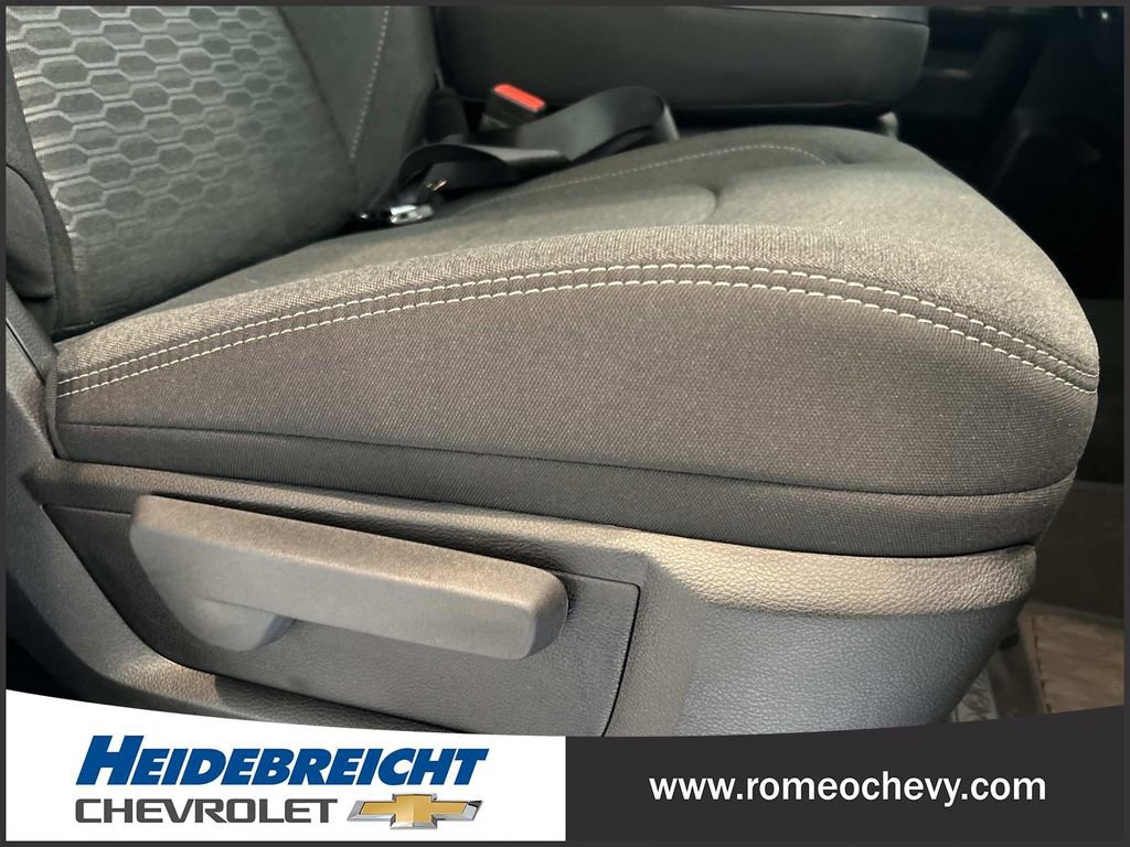 Used 2025 RAM 3500 Big Horn image 40