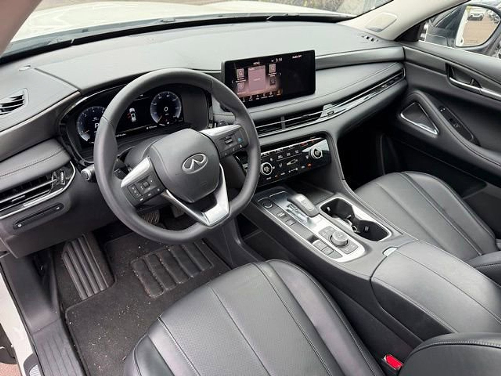 Certified 2025 INFINITI QX60 Luxe AWD/4WD image 9