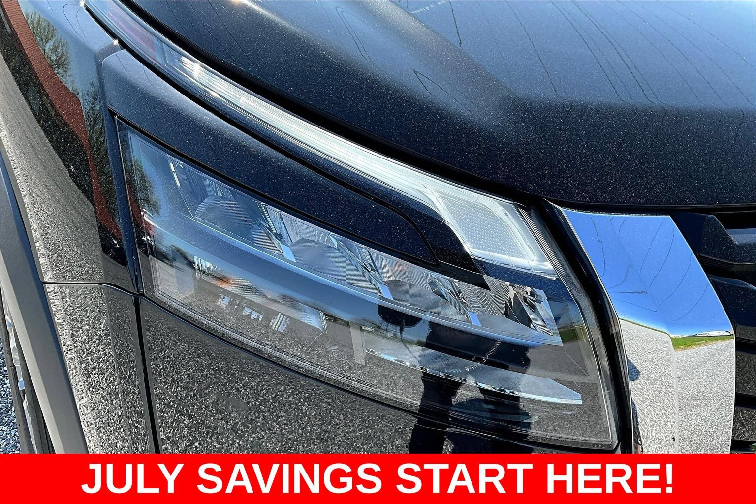 Used 2024 Nissan Pathfinder SV AWD/4WD image 41